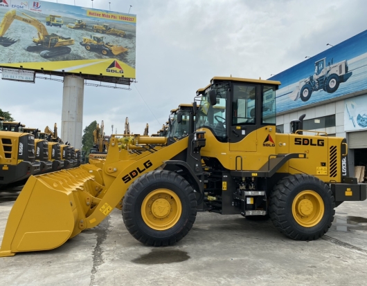 Máy xúc lật LG936L