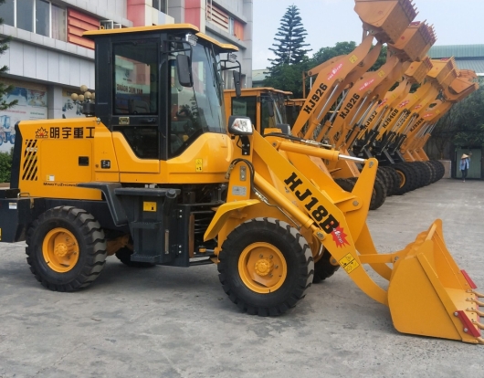 Máy xúc lật HJ18B