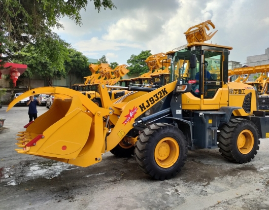 Máy xúc lật Kẹp Gỗ HJ932K
