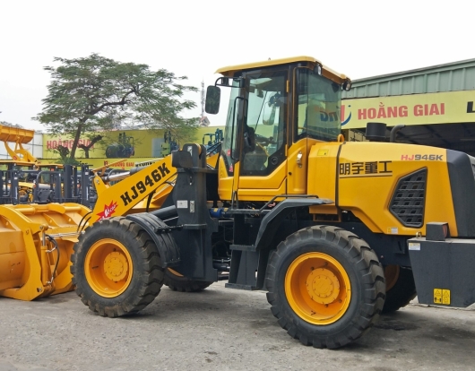 Máy xúc lật Kẹp gỗ HJ946K