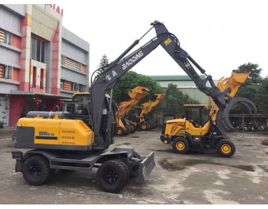 Máy xúc đào kẹp gỗ BD95W-9A